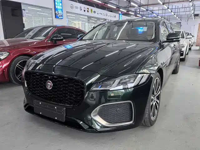 2025 Jaguar XF