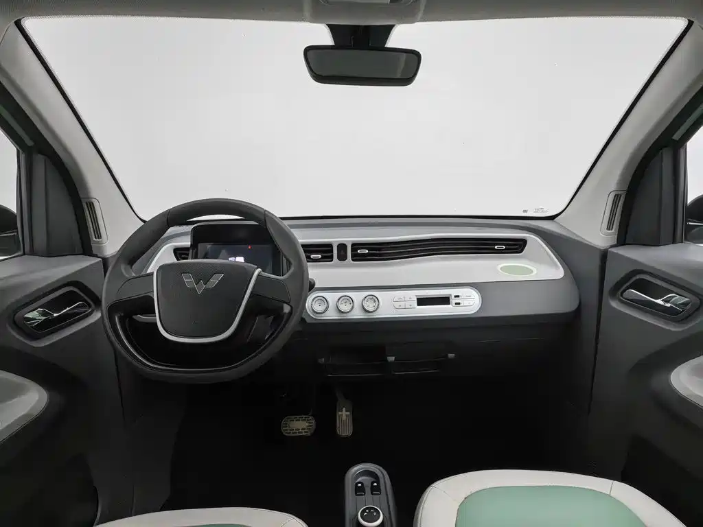 Wuling MINIEV — миниатюра 5