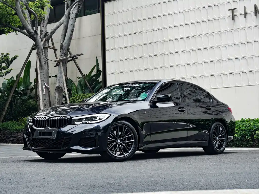 BMW 3 Series 2021