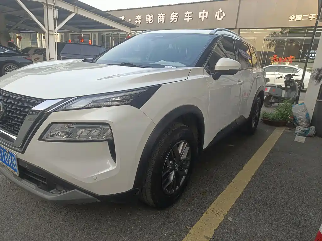 NISSAN QIJUN