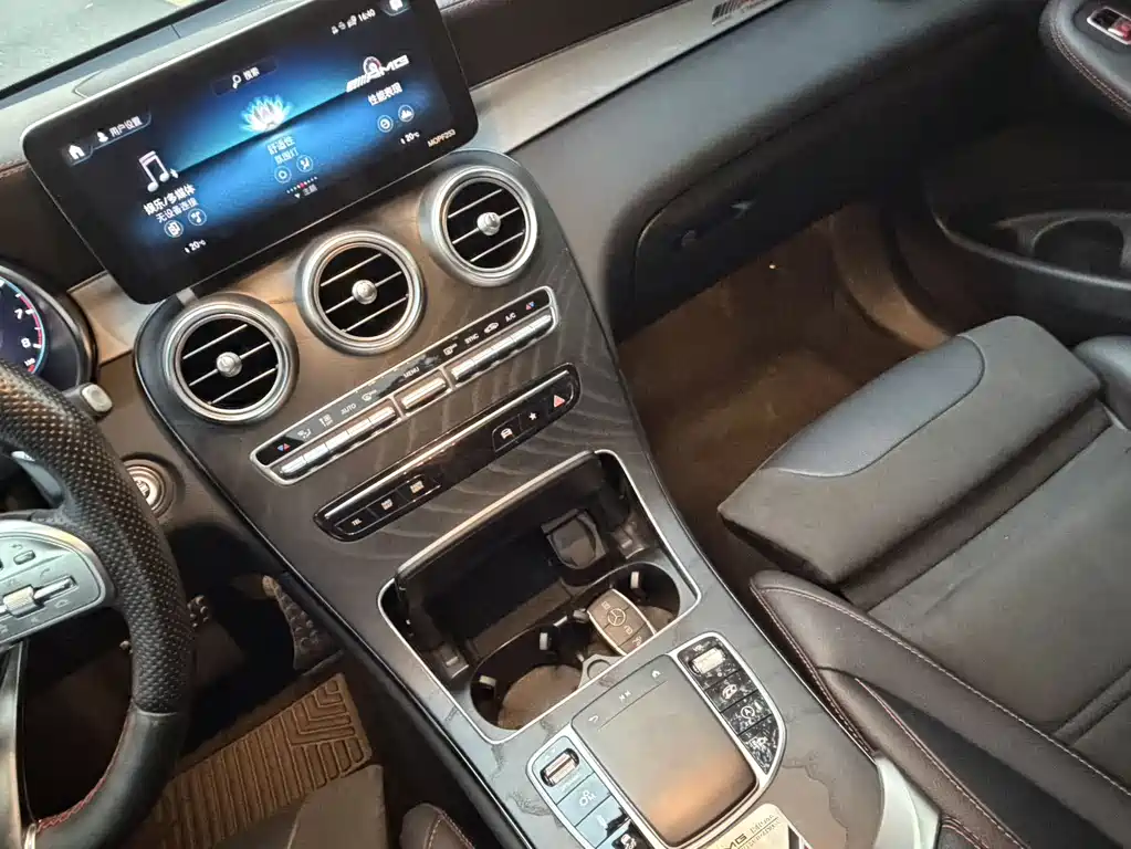 MERCEDES-BENZ GLC COUPE AMG