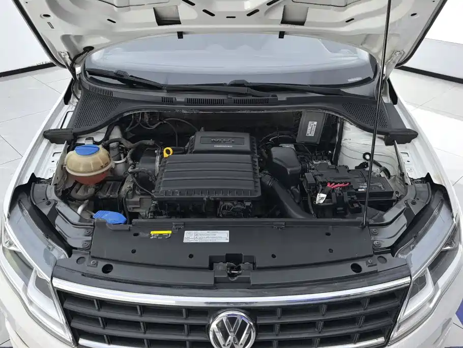 Volkswagen Jetta — миниатюра 10