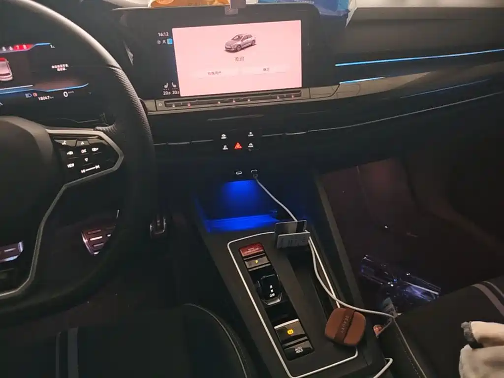 Volkswagen Golf — миниатюра 13