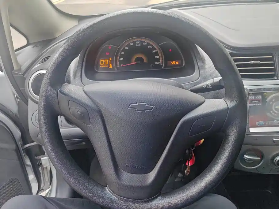 Chevrolet Sail — миниатюра 15