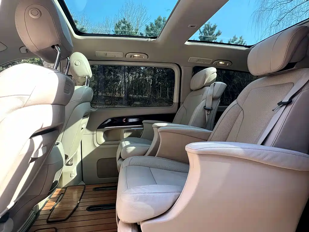 MERCEDES-BENZ V CLASS