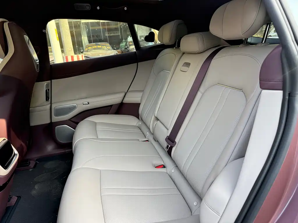 XIAOMI CAR XIAOMI YU7