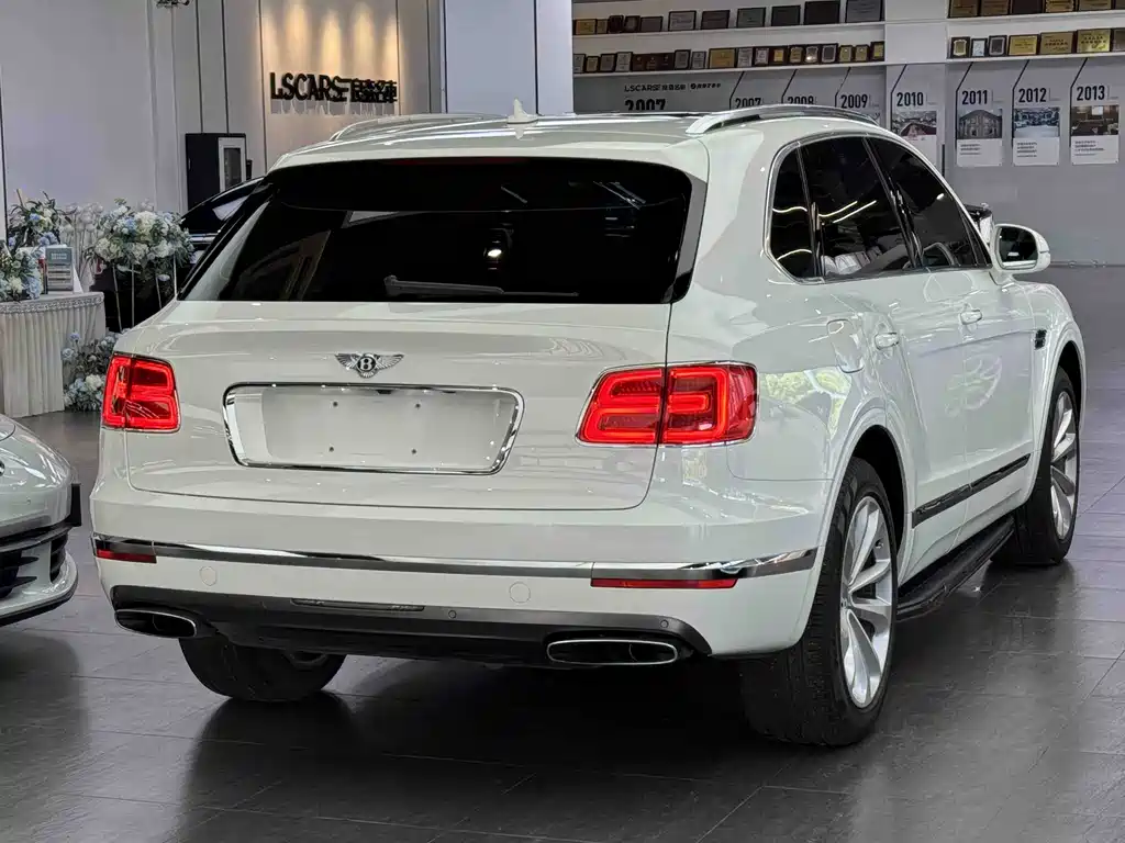 Bentley Bentayga 2018 4.0T V8