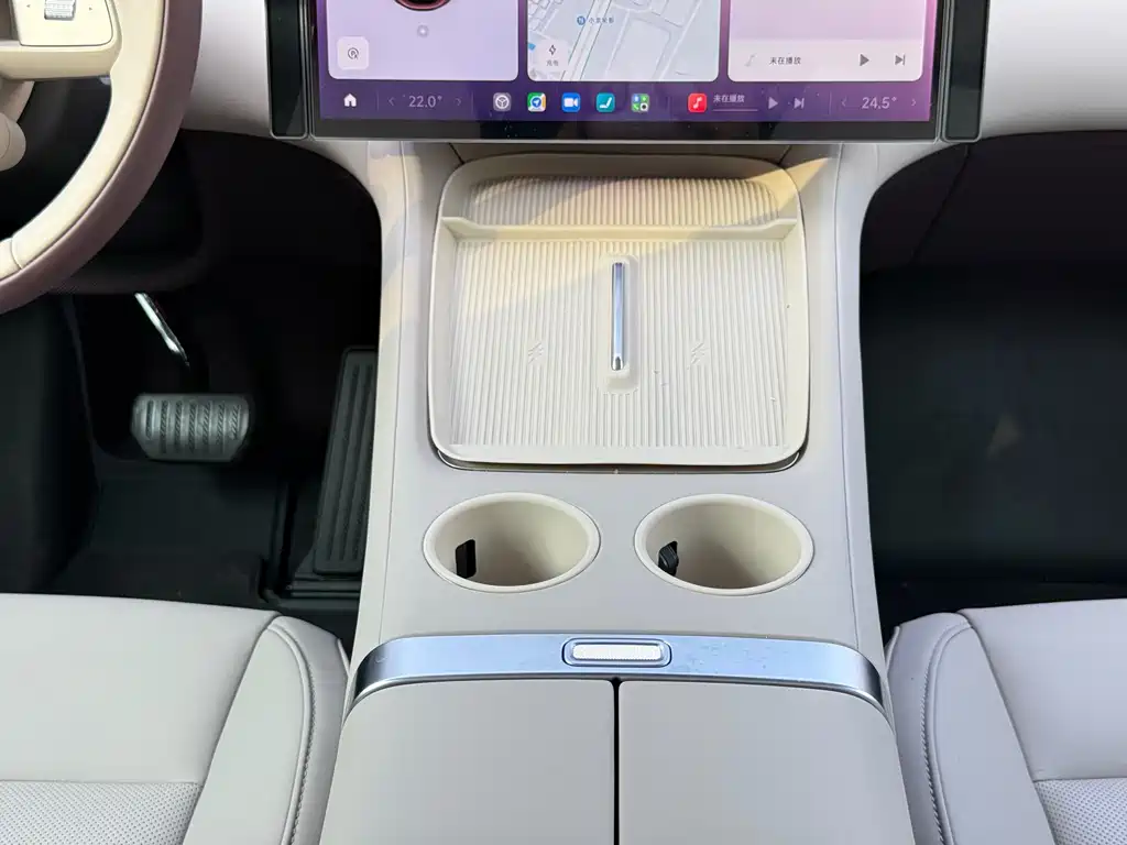 XIAOMI CAR XIAOMI YU7