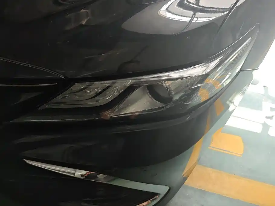 Toyota Camry 2021 2.0G Luxury