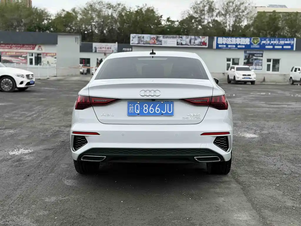 Audi A3 2019 Limousine 35 TFSI Sport VI