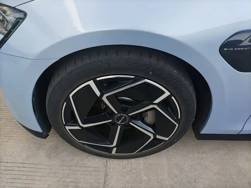BYD Seal — миниатюра 23