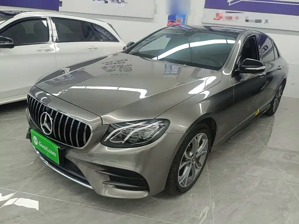 Mercedes-Benz E-Class — миниатюра 2