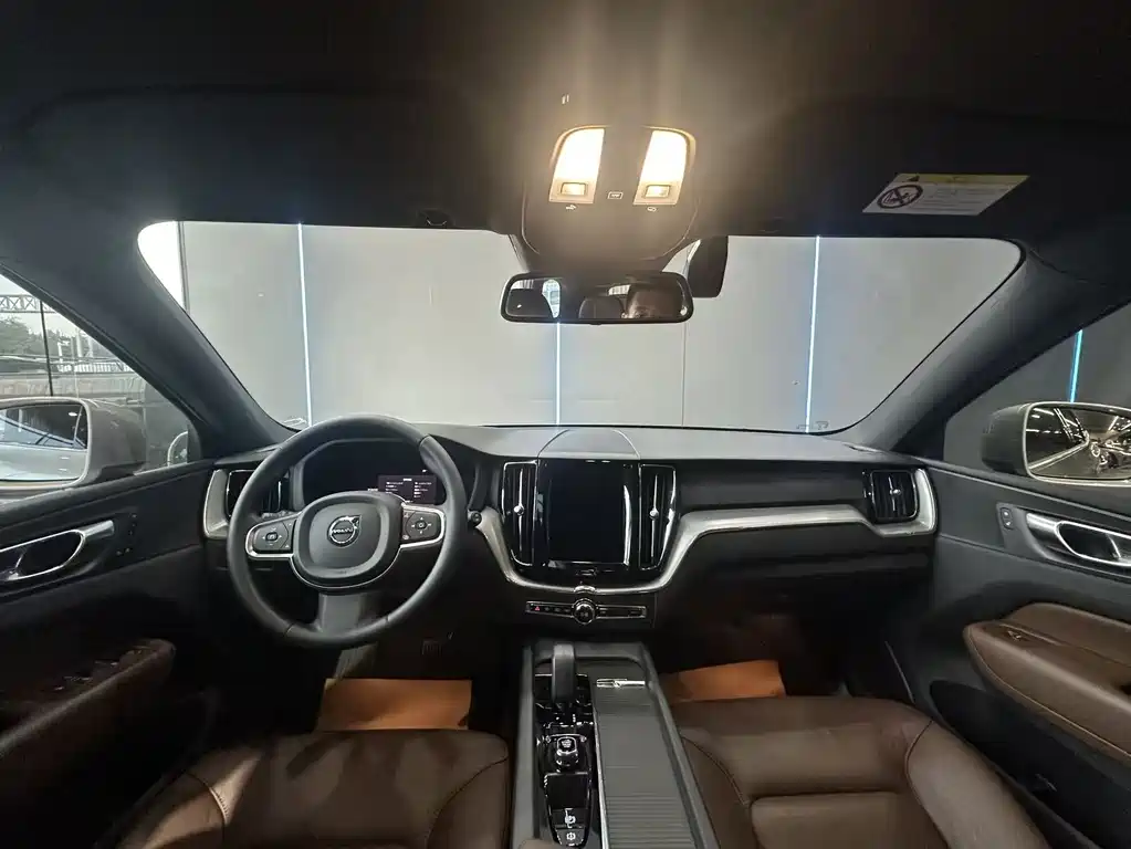 Volvo XC60 — миниатюра 10