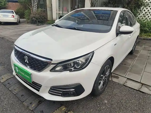 PEUGEOT 308 2021