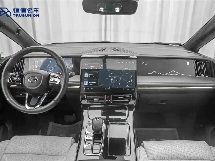 GAC TRUMPCHI M8