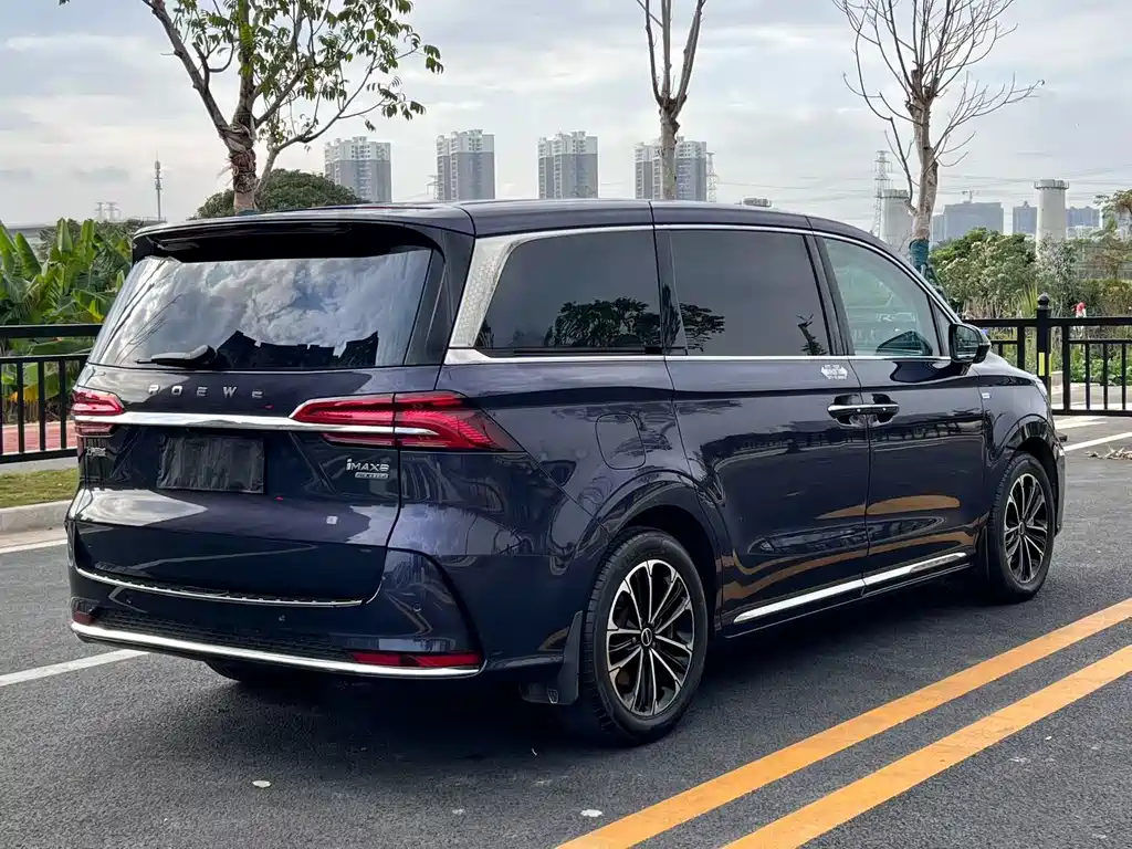 Roewe iMAX8 2021 400TGI Supreme