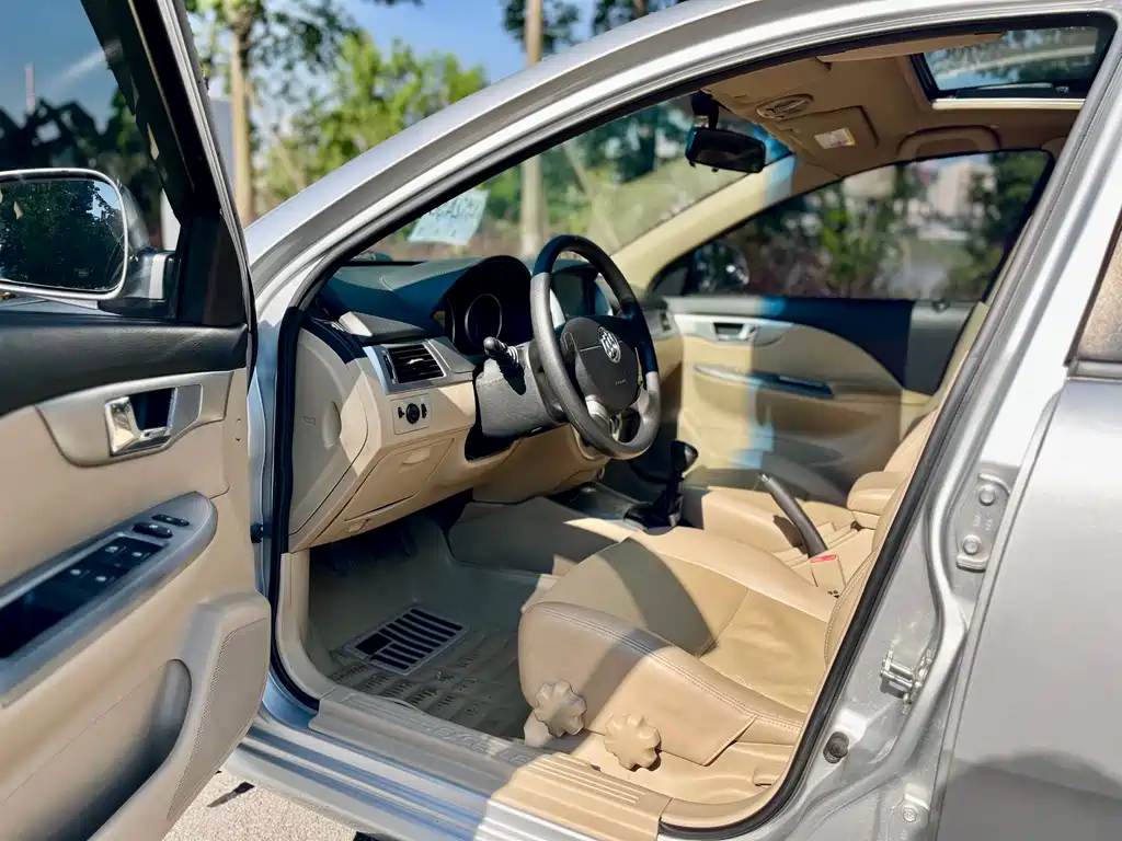 Buick Excelle 2013 1.5L MT