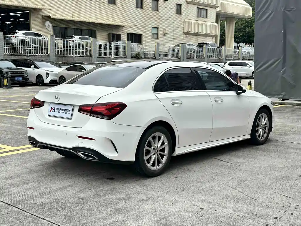 Mercedes-Benz A-Class — миниатюра 6
