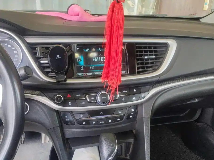 Buick Excelle — миниатюра 13
