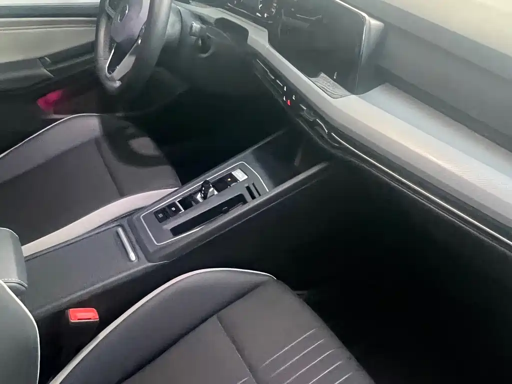 Volkswagen Golf — миниатюра 13