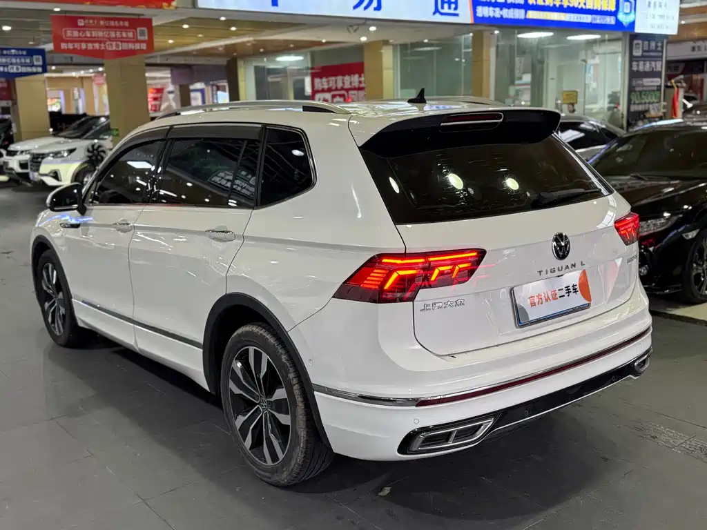 Volkswagen Tiguan L — миниатюра 5