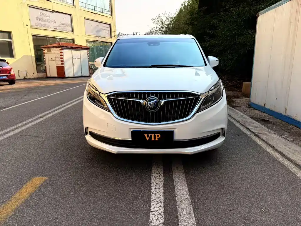 Buick GL8 2017