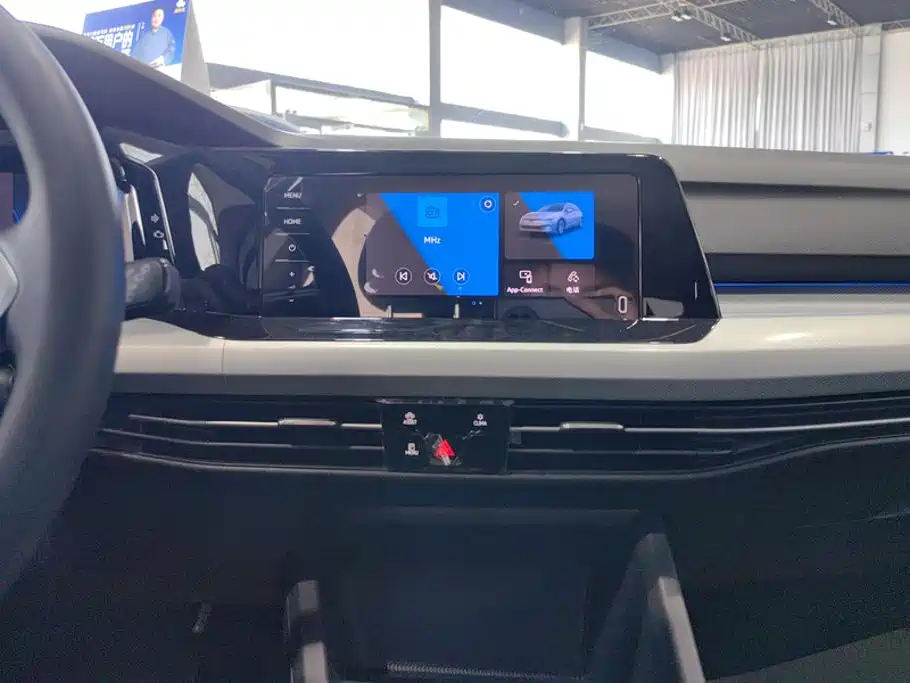 Volkswagen Golf — миниатюра 13