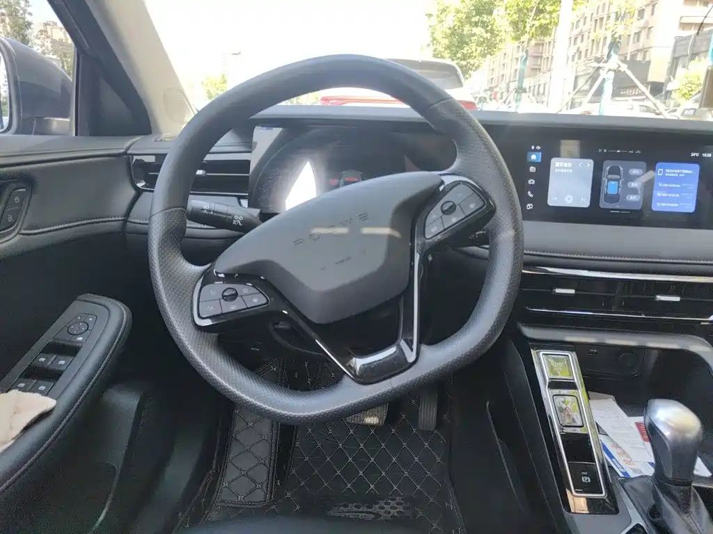 Roewe i5 2023 1.5L CVT Luxury
