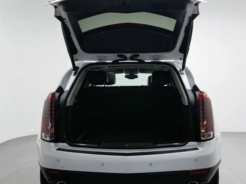 Cadillac SRX — миниатюра 16