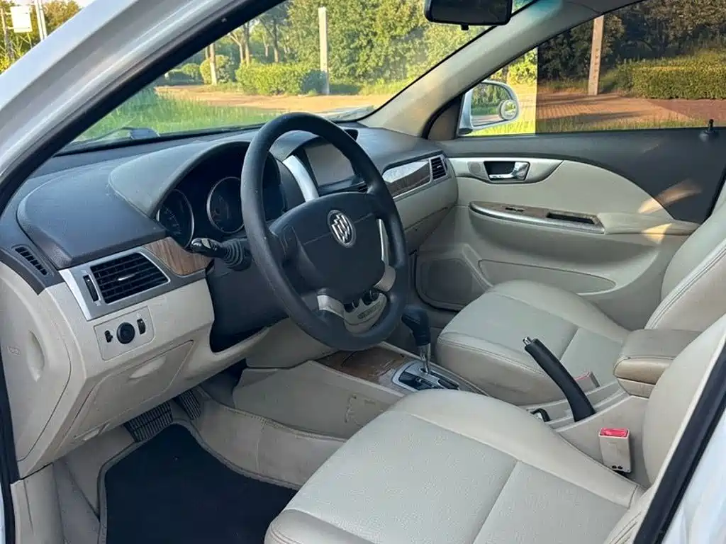 Buick Excelle — миниатюра 8