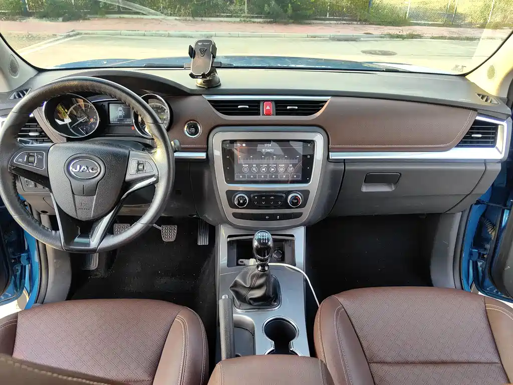 JAC JAC T8 — миниатюра 12