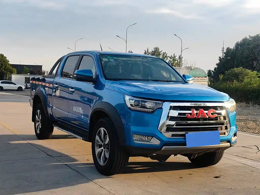 JAC JAC T8 — миниатюра 3