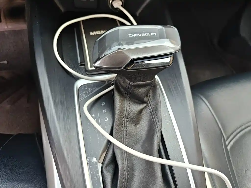 Chevrolet Monza — миниатюра 15