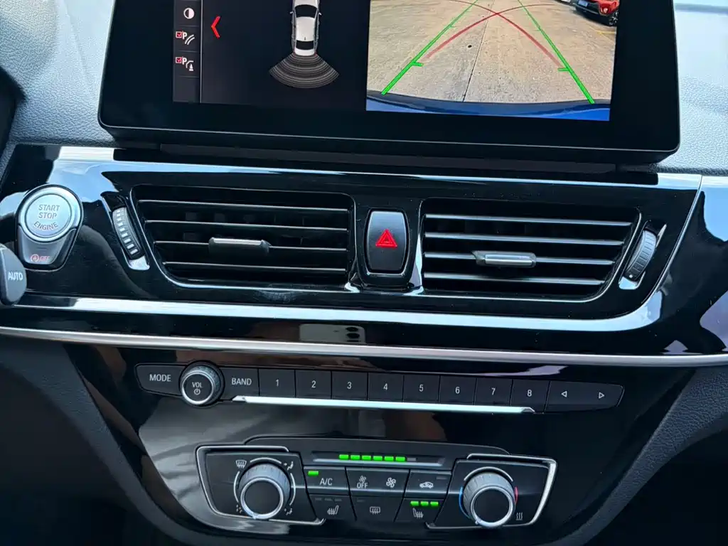 BMW 1 Series — миниатюра 11