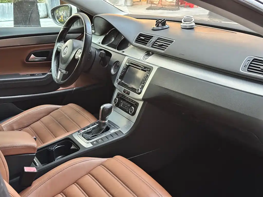 Volkswagen CC — миниатюра 9