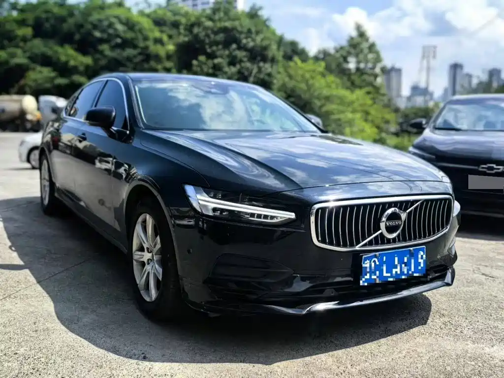 Volvo S90 — миниатюра 2