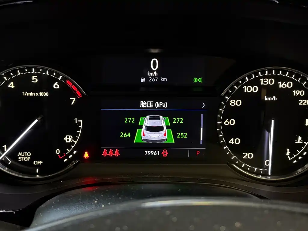 Cadillac XT5 — миниатюра 5