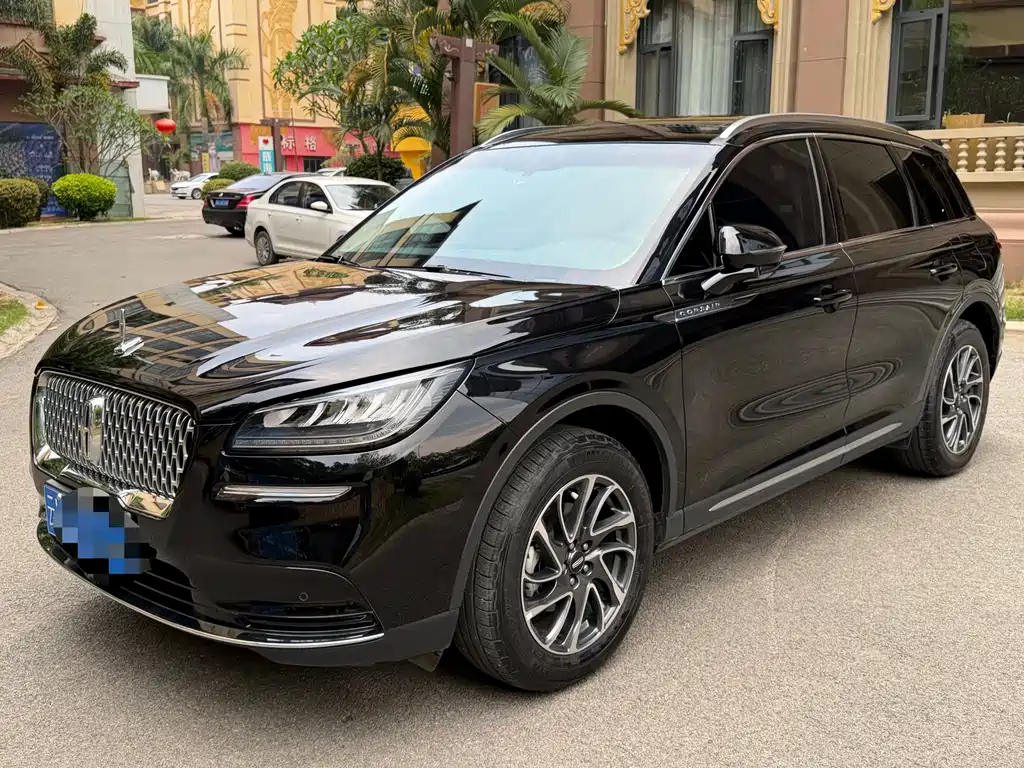 Lincoln Corsair 2022