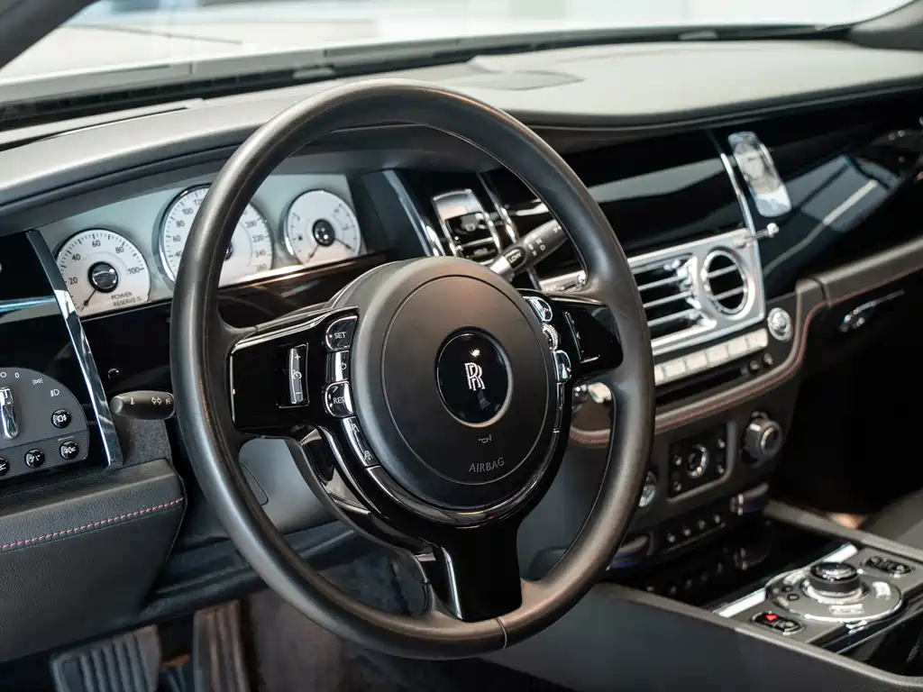 Rolls-Royce Ghost — миниатюра 12