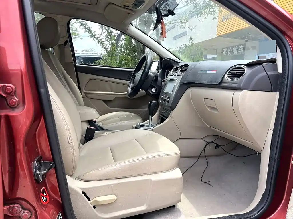 Ford Focus — миниатюра 7