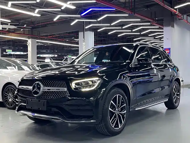 MERCEDES-BENZ  GLC 2021