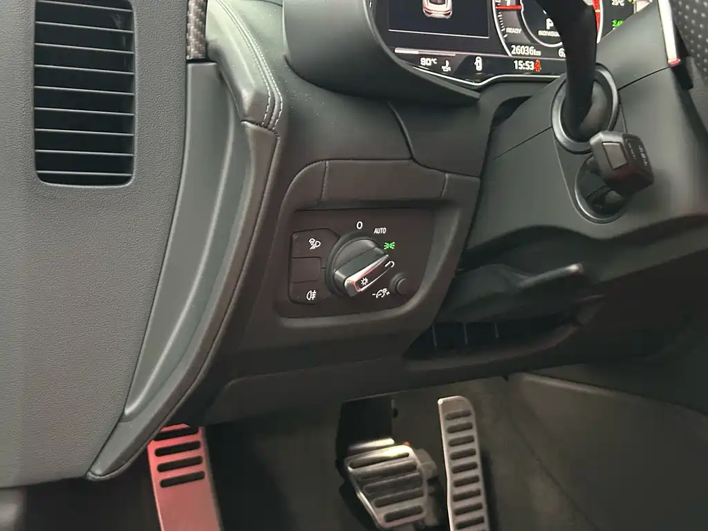 Audi R8 — миниатюра 23