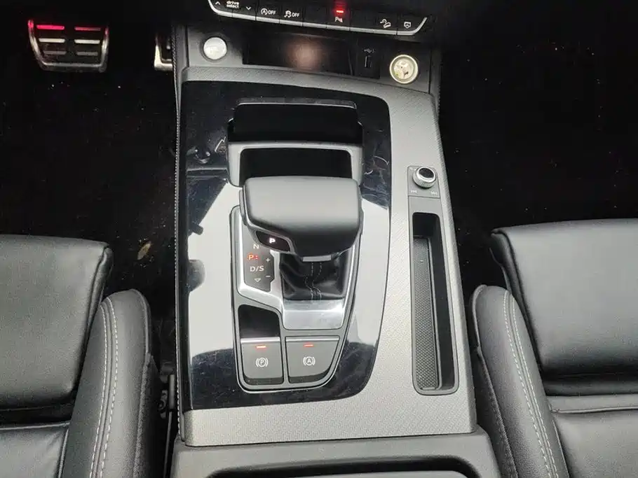 Audi Q5L — миниатюра 16