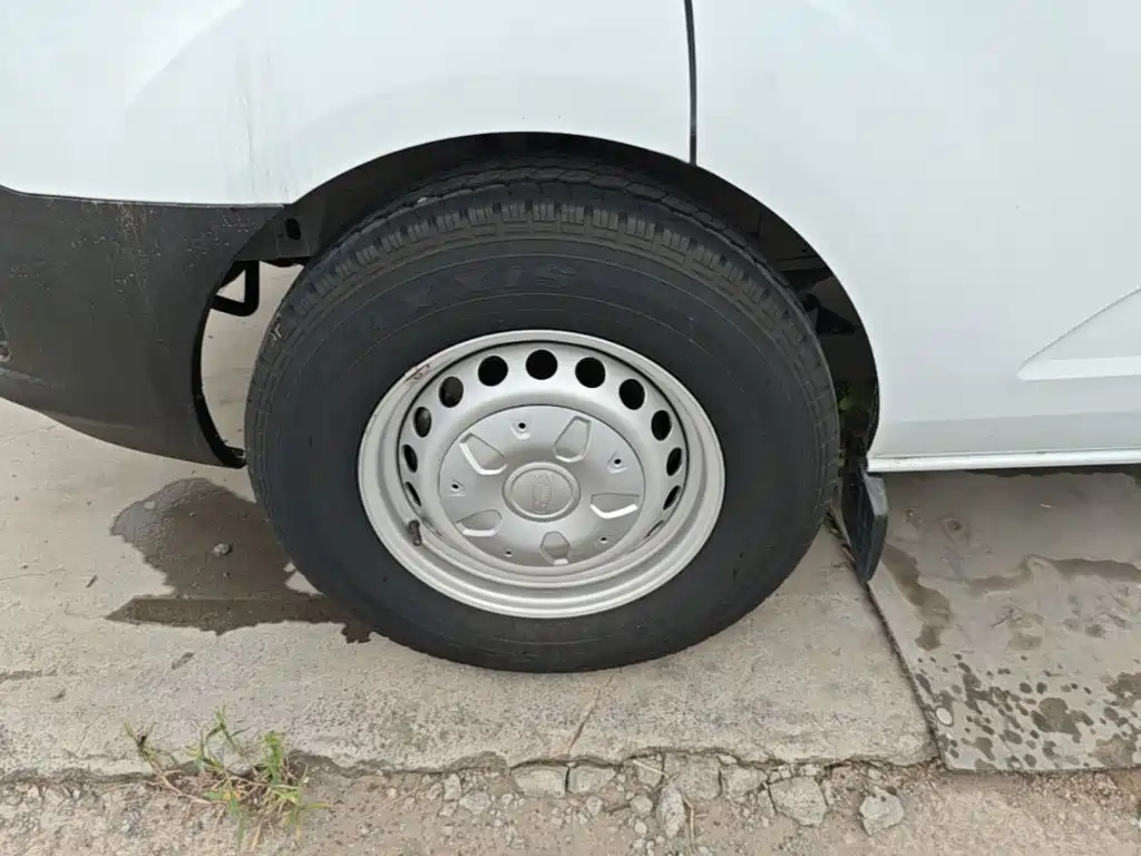 Ford Transit — миниатюра 23