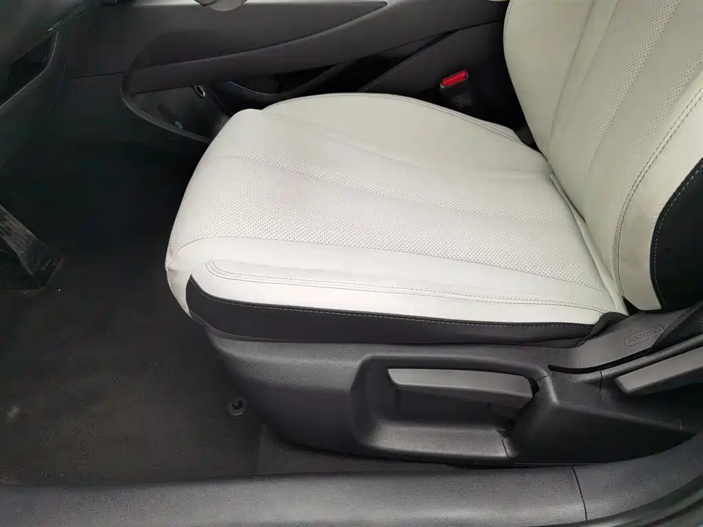 BYD SEAL 06 NEW ENERGY