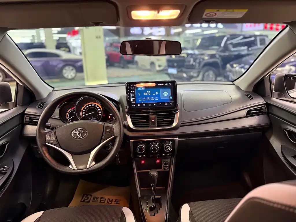 TOYOTA YARIS L ZHIXUAN