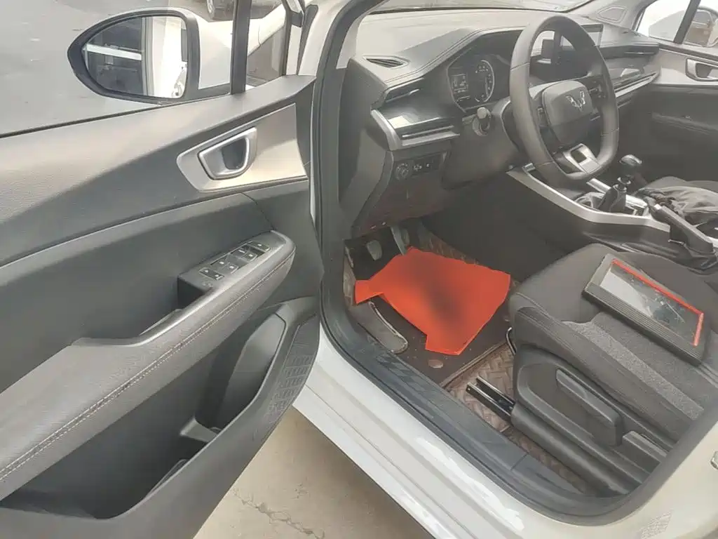 Wuling Jiachen — миниатюра 16