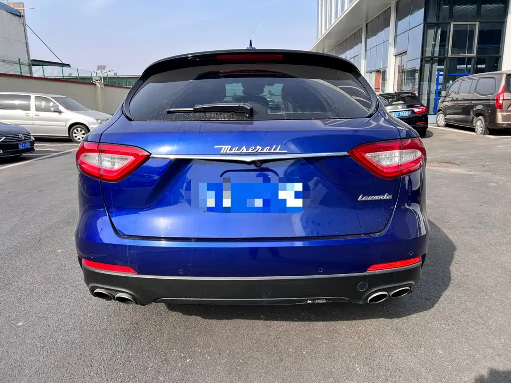 MASERATI LEVANTE