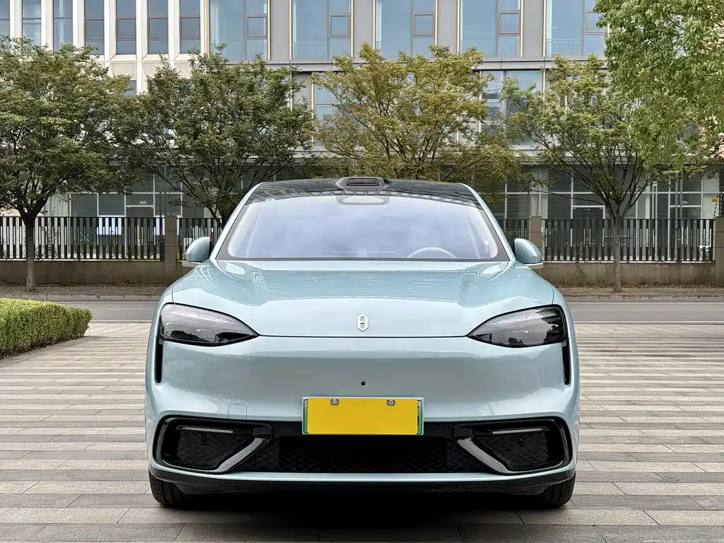 AITO AITO M6 — миниатюра 2