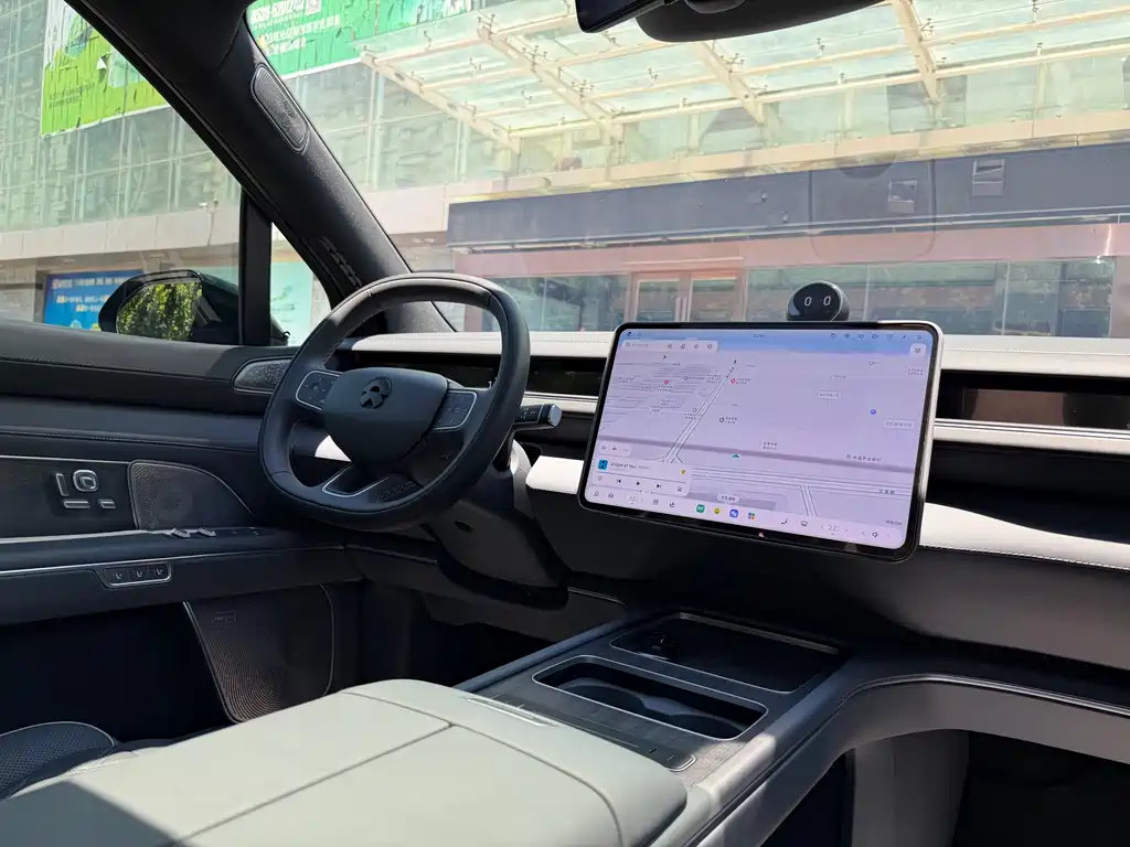 NIO ES8 2026 мест Executive Luxury